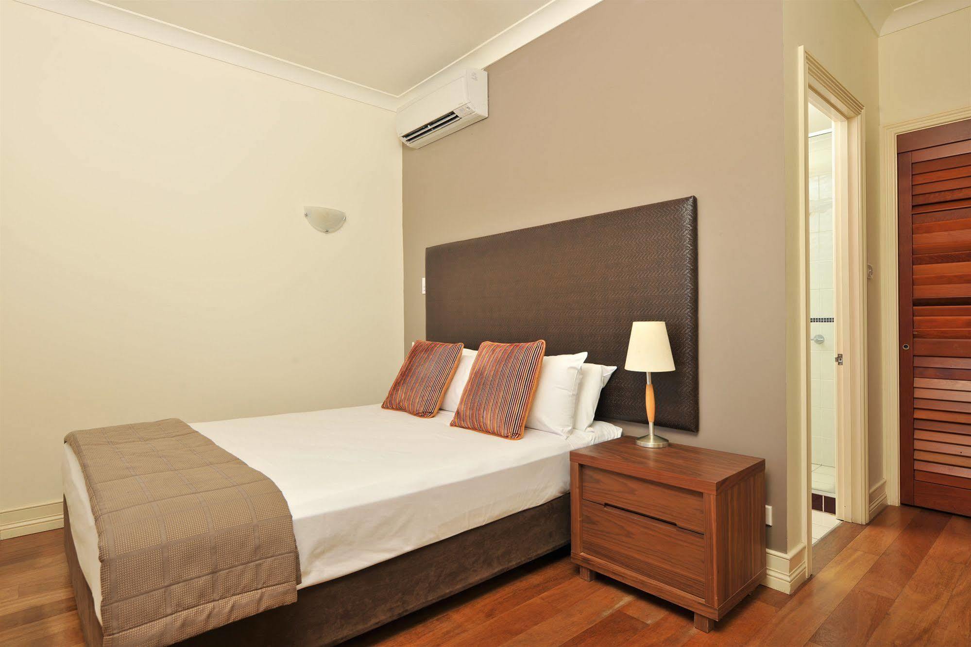 Mantra On The Inlet Hotel Port Douglas Exterior photo